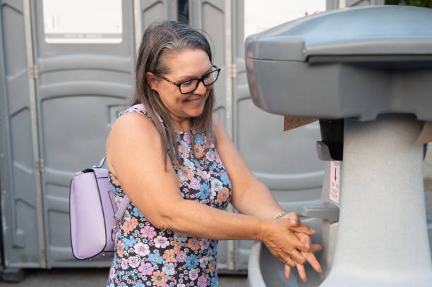 Best Affordable portable toilet rental  in Leoti, KS